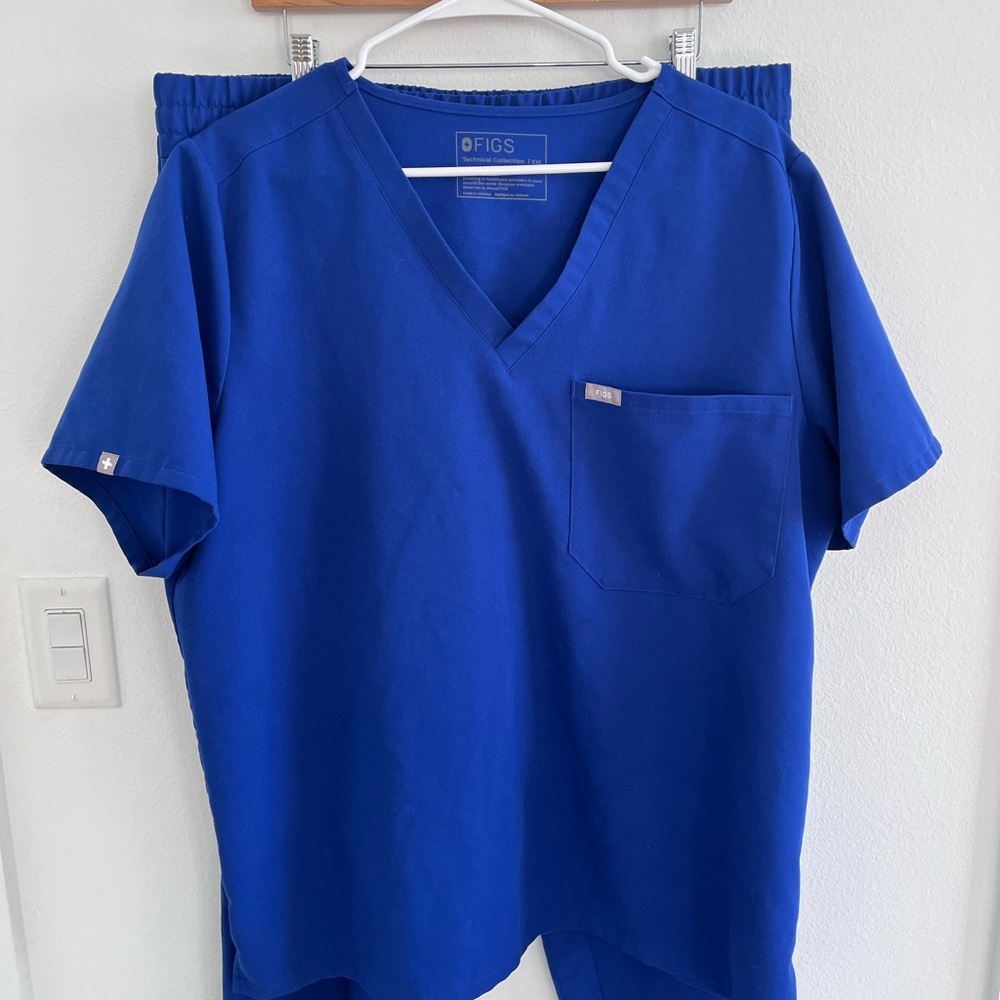 Figs Blue Scrub Set with Neon Accent - Picture 5 of 7